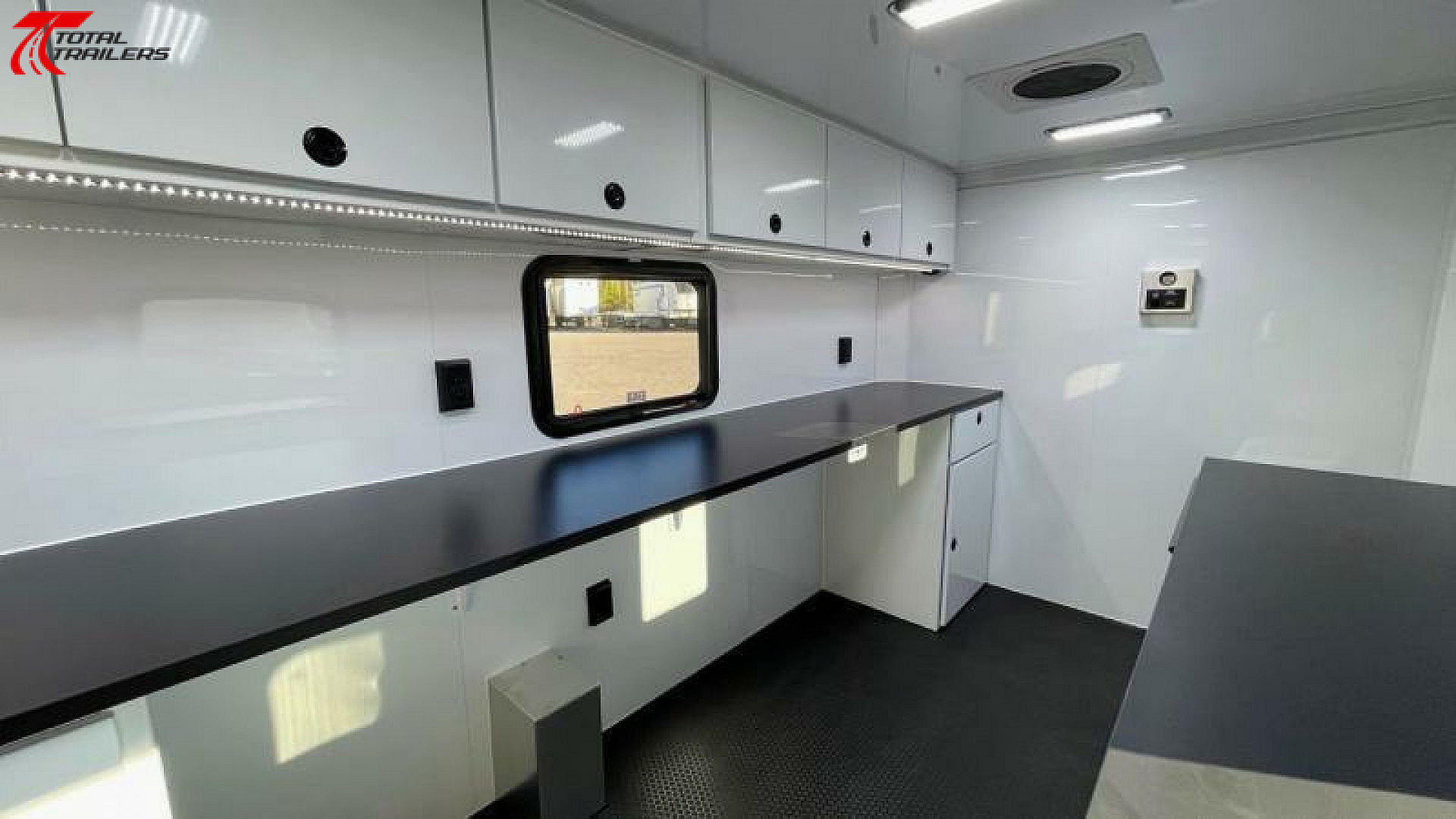 New Total Trailer 7 X 12 Aluminum Fiber Optic Splicing Trailer Fiber Splicing
