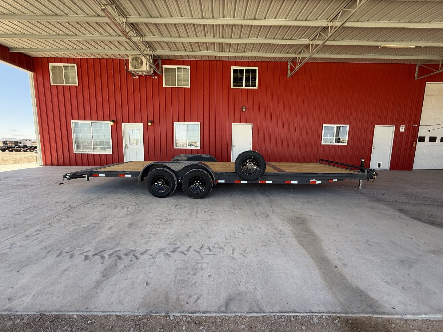 New 2025 Lamar Trailers 83X24 CC-10K CAR HAULER Car Hauler