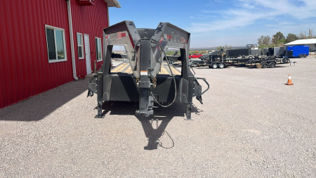New 2025 RawMaxx 40'X102" FDX FLAT DECK GOOSENECK Flatbed Trailer