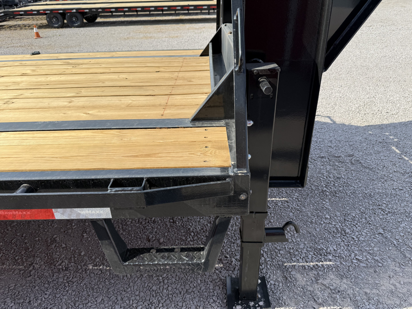 New 2025 RawMaxx 40'X102" FDX FLAT DECK GOOSENECK Flatbed Trailer