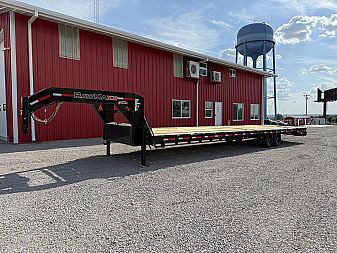 New 2025 RawMaxx 40'X102" FDX FLAT DECK GOOSENECK Flatbed Trailer