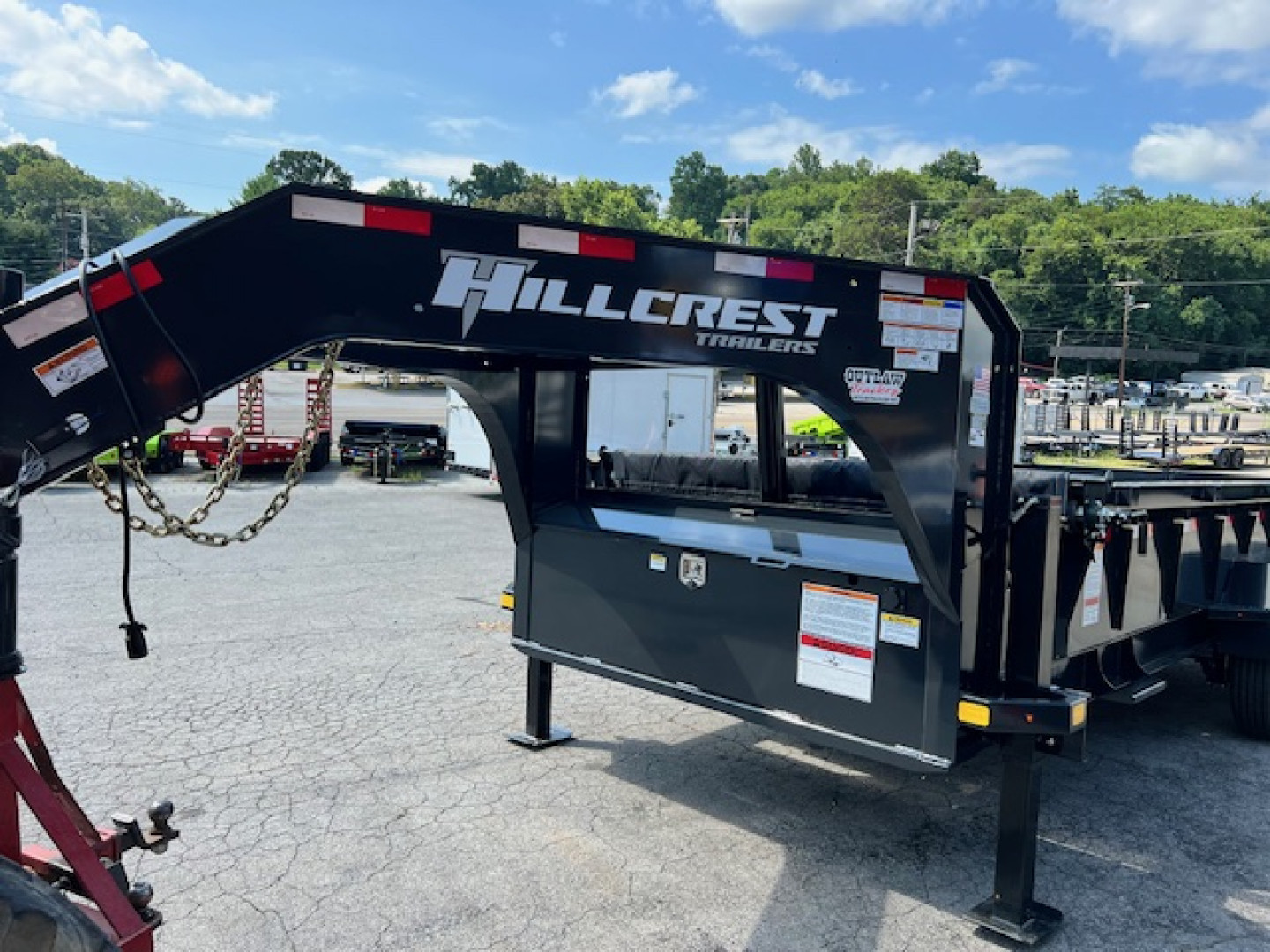 New 2026 Hillcrest Trailers 7' x16' GN Dump 17.6 GVWR W/ 2' Sides Dual Hydraulic Jacks & HD Tube Ramps