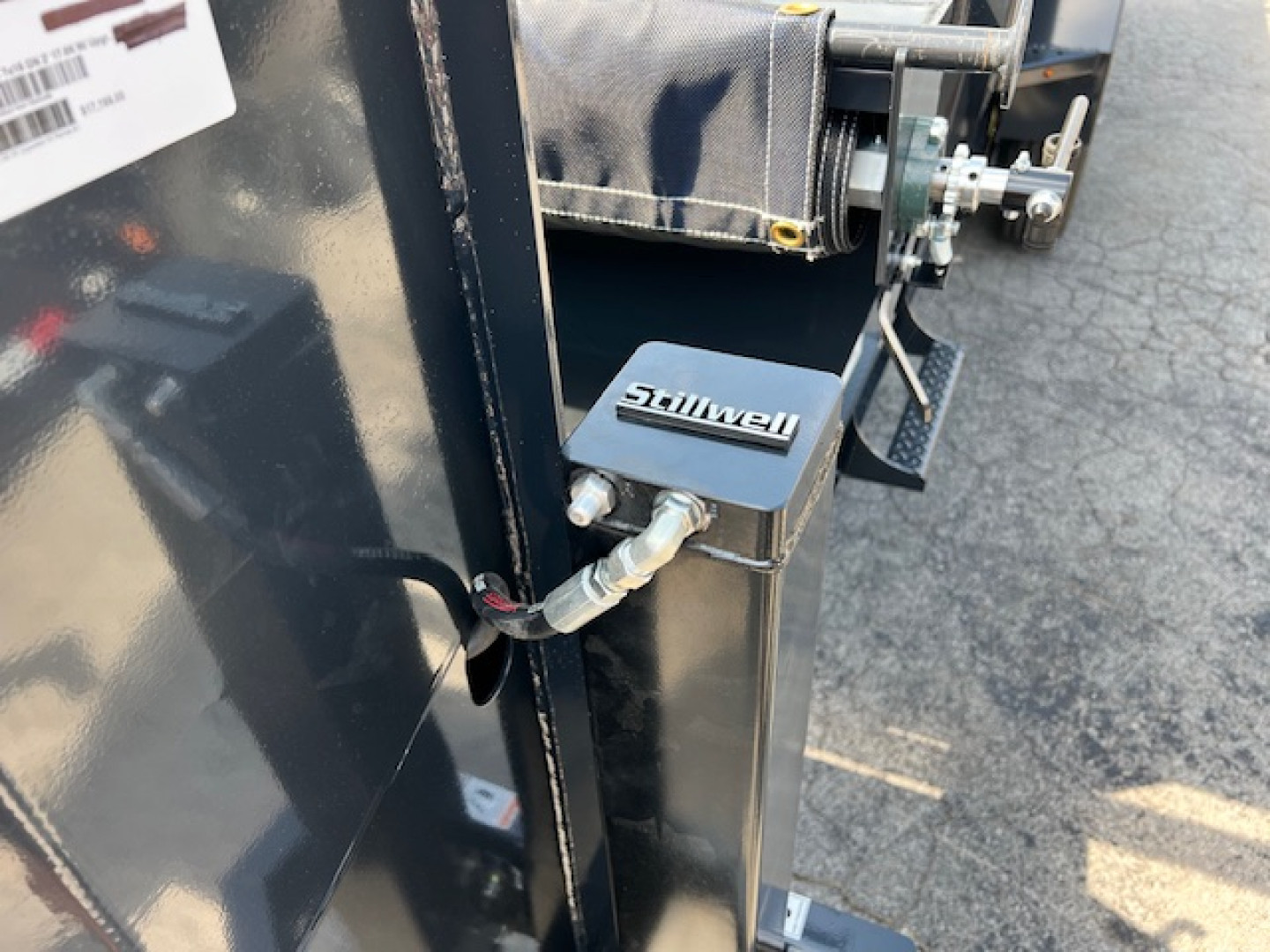 New 2026 Hillcrest Trailers 7' x16' GN Dump 17.6 GVWR W/ 2' Sides Dual Hydraulic Jacks & HD Tube Ramps