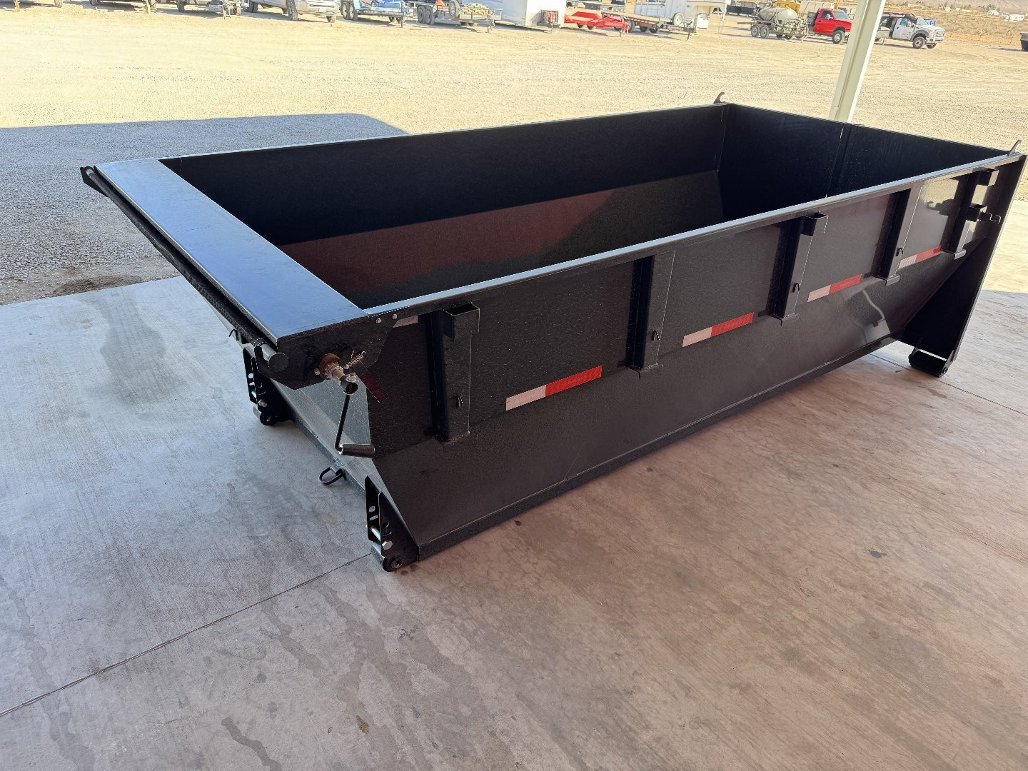 New 2024 RawMaxx 14' BIN 52" SIDES TARP Dump Bin