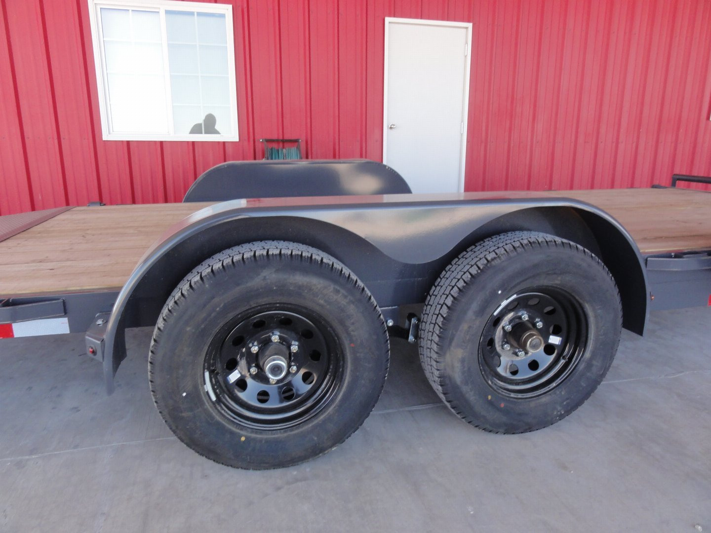 New 2025 Lamar Trailers 83X18 CC-10K CAR HAULER Car Hauler