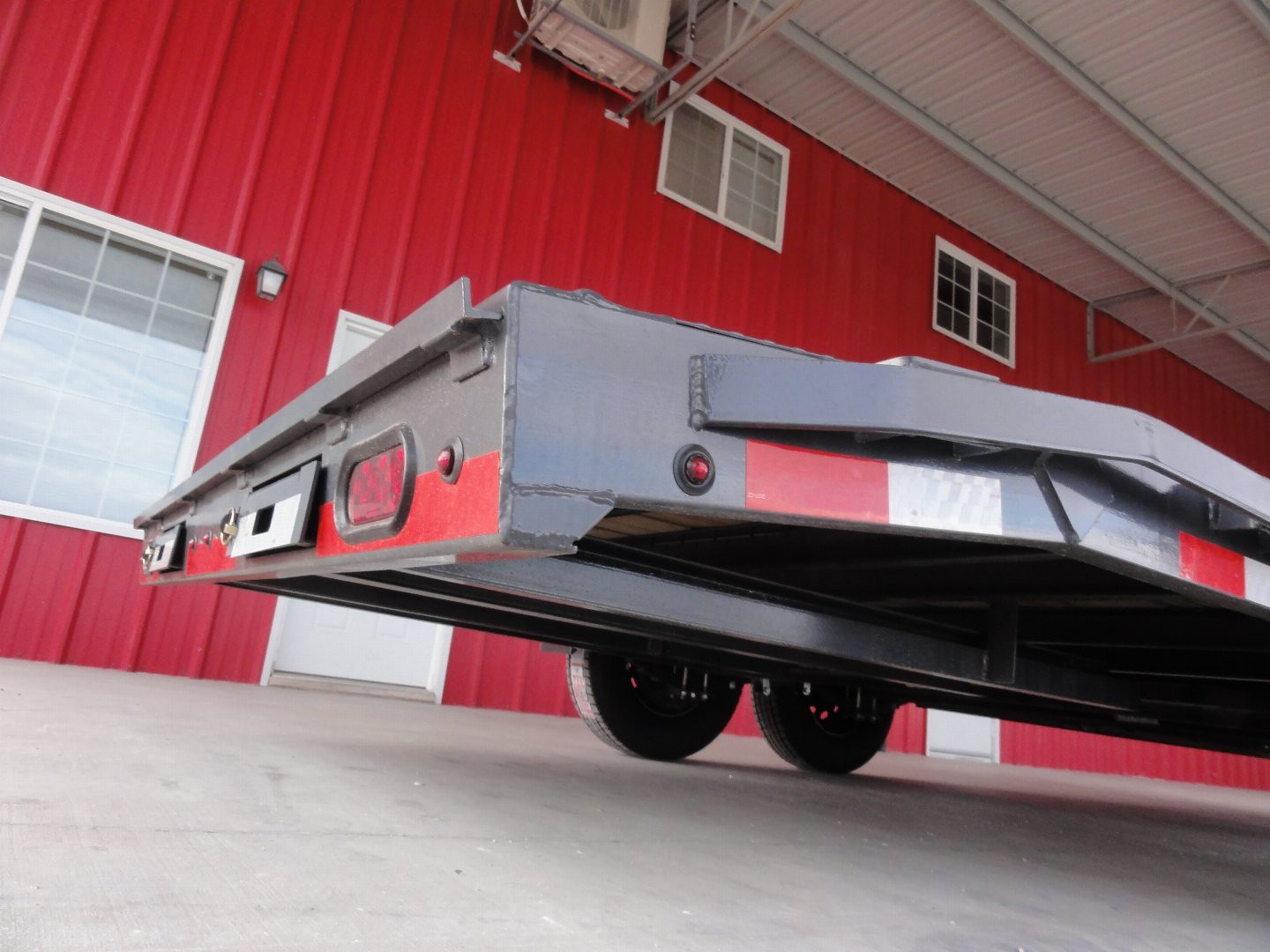 New 2025 Lamar Trailers 83X18 CC-10K CAR HAULER Car Hauler