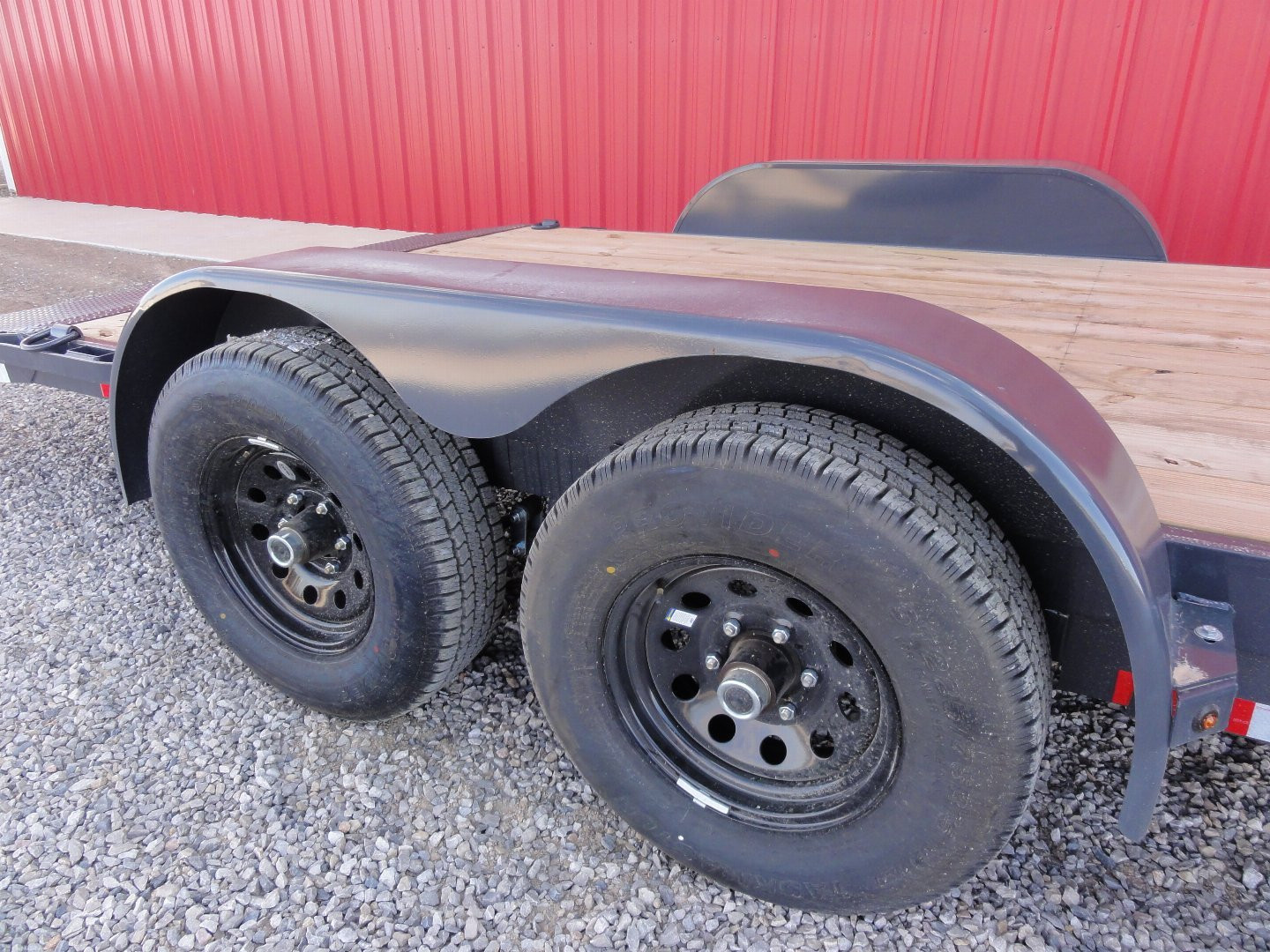 New 2025 Lamar Trailers 83X18 CC-10K CAR HAULER Car Hauler
