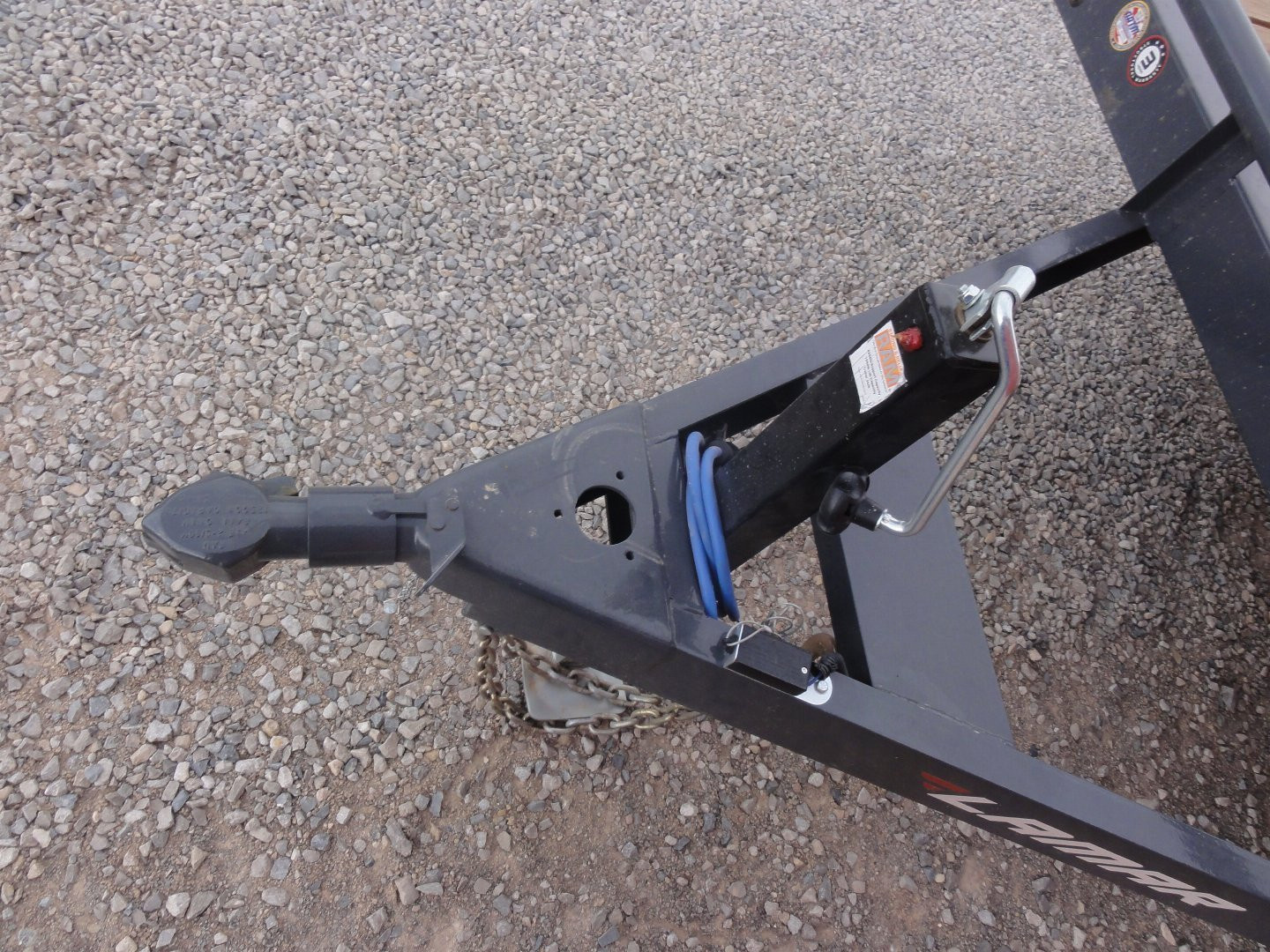 New 2024 Lamar Trailers CC831825 Car Hauler