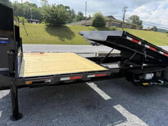 New 2025 Diamond C DET-GN 26' x 102" GOOSENECK Tilt Trailer 23K G.V.W.R. HYDRO JACKS