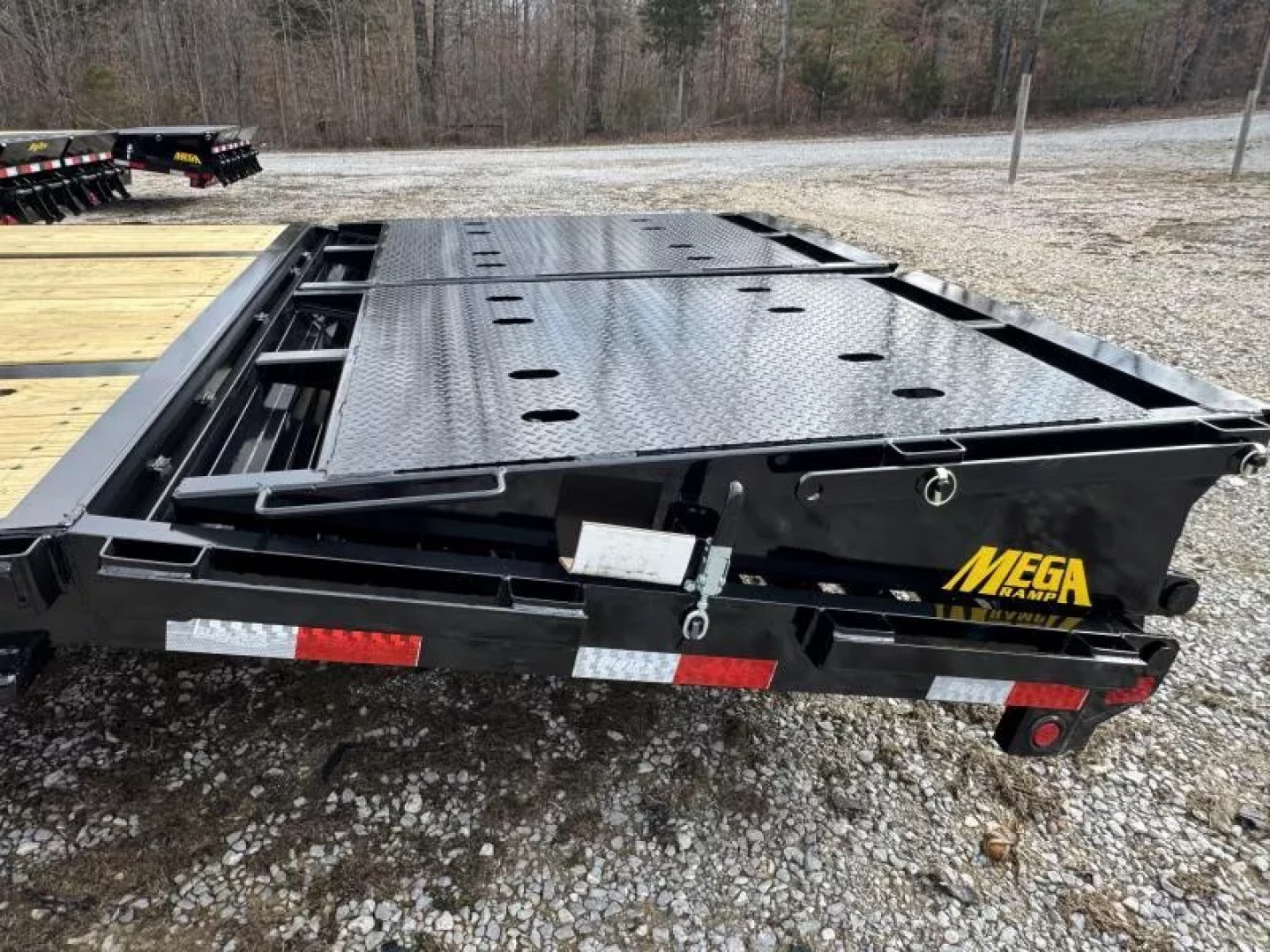 New 2025 Big Tex 22GN 35+5 GOOSENECK TRAILER MEGA RAMPS