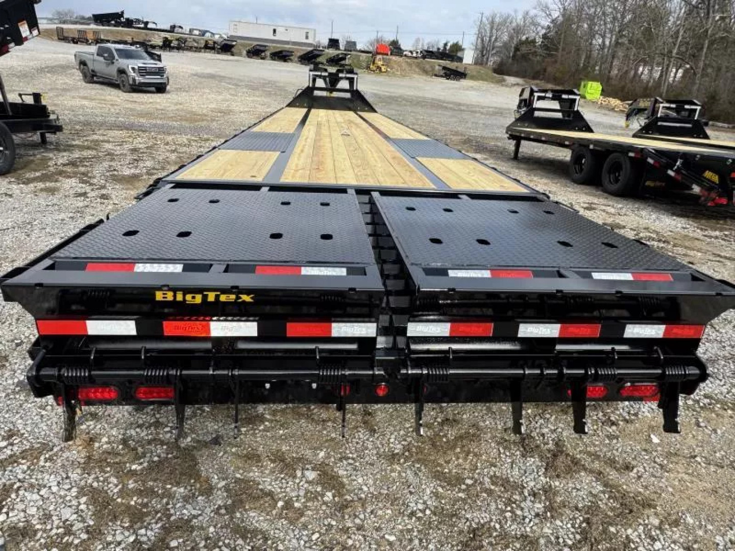 New 2025 Big Tex 22GN 35+5 GOOSENECK TRAILER MEGA RAMPS