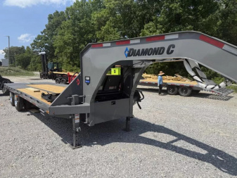 New 2025 Diamond C FMAX212 gooseneck Trailer 20+5 max ramps 17.5 aluminum outer rims 18 ply tires