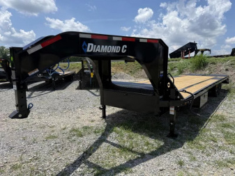 New 2025 Diamond C FMAX207  GOOSENECK Trailer 25+5 MAX RAMPS