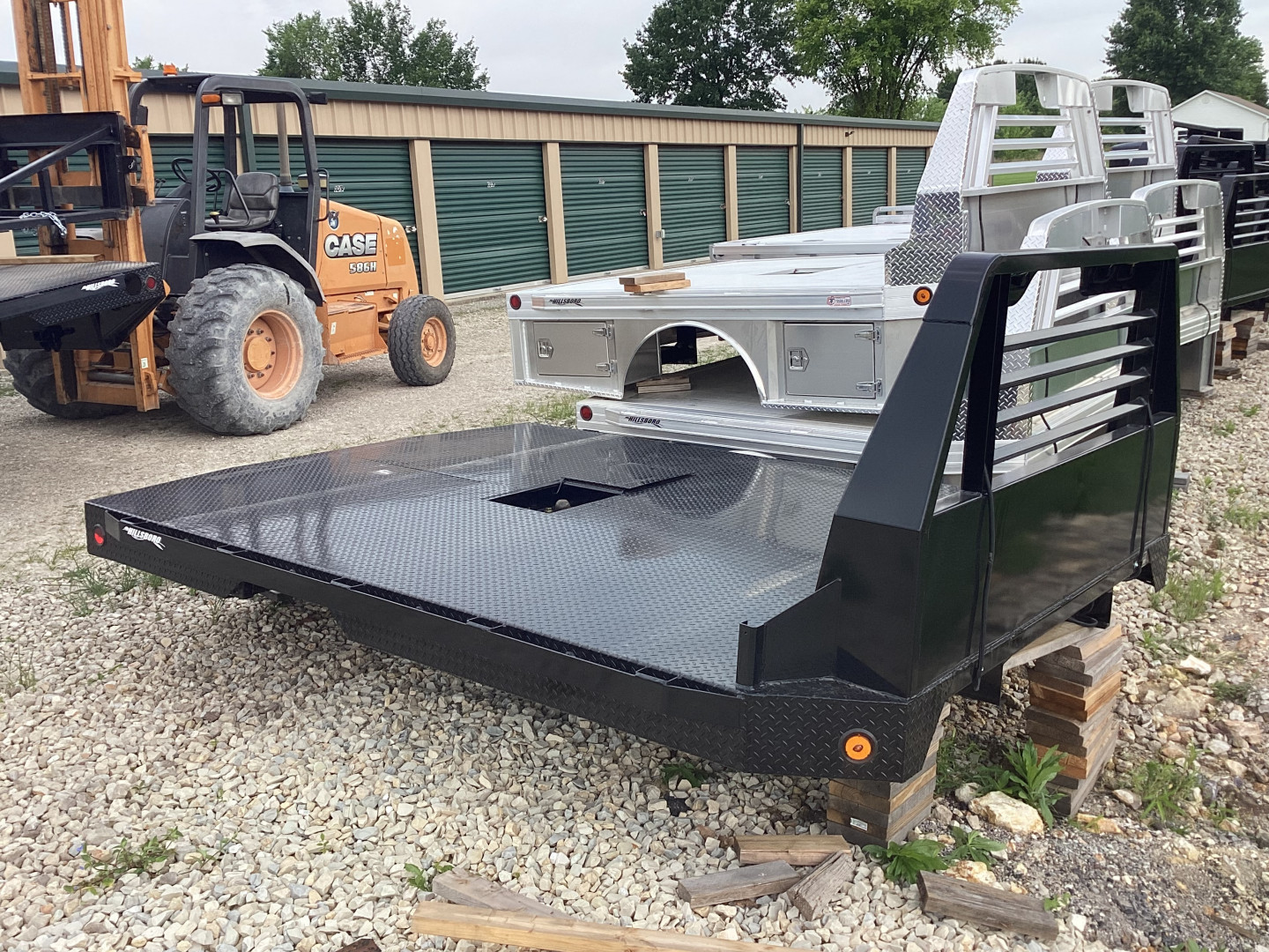 New 2026 Hillsboro GI Fits Dually, Cab N Chassis 84" Trucks