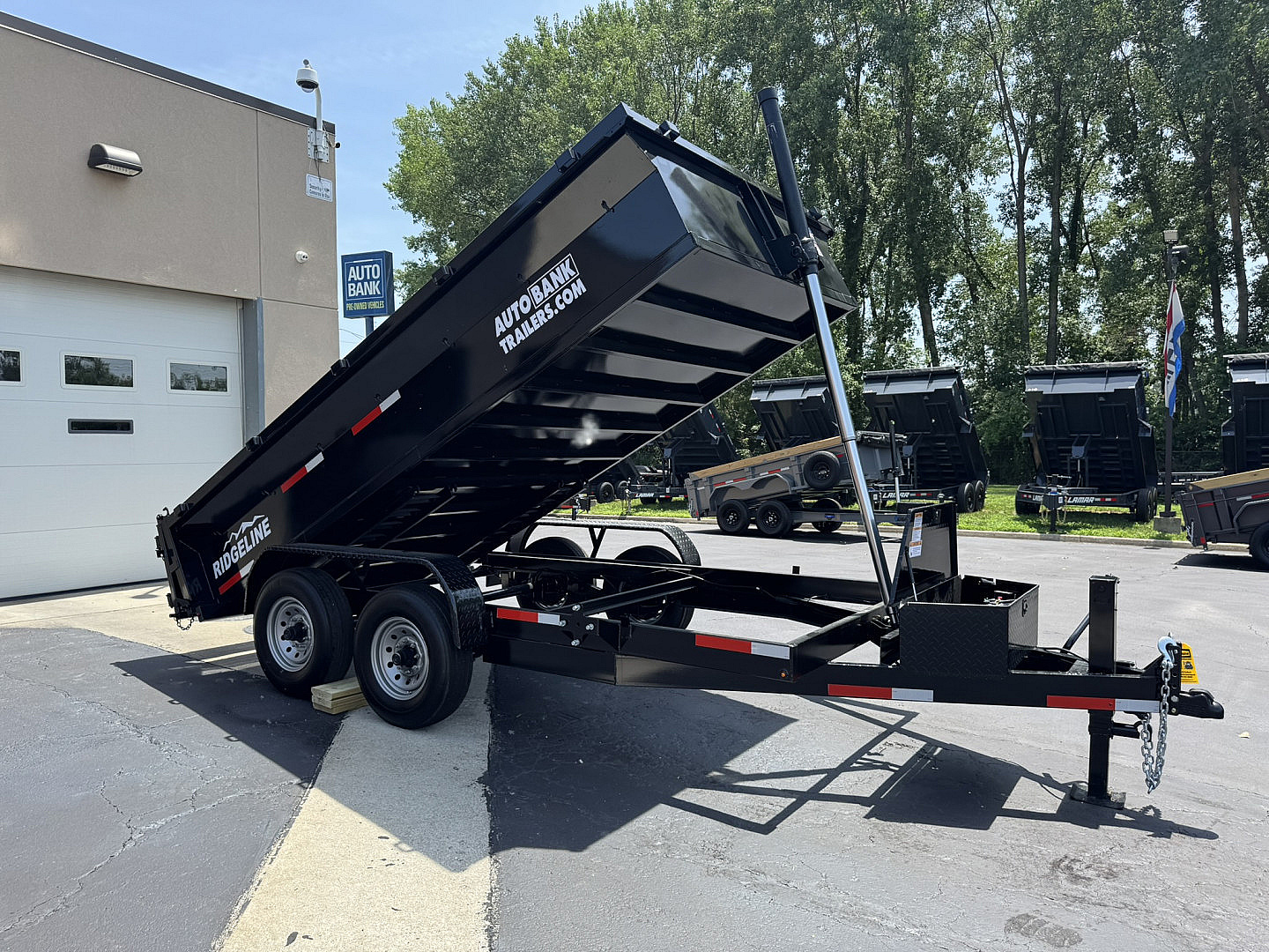 New 2025 Ozark 14K 82"X14' TRUNNION DUMP TRAILER