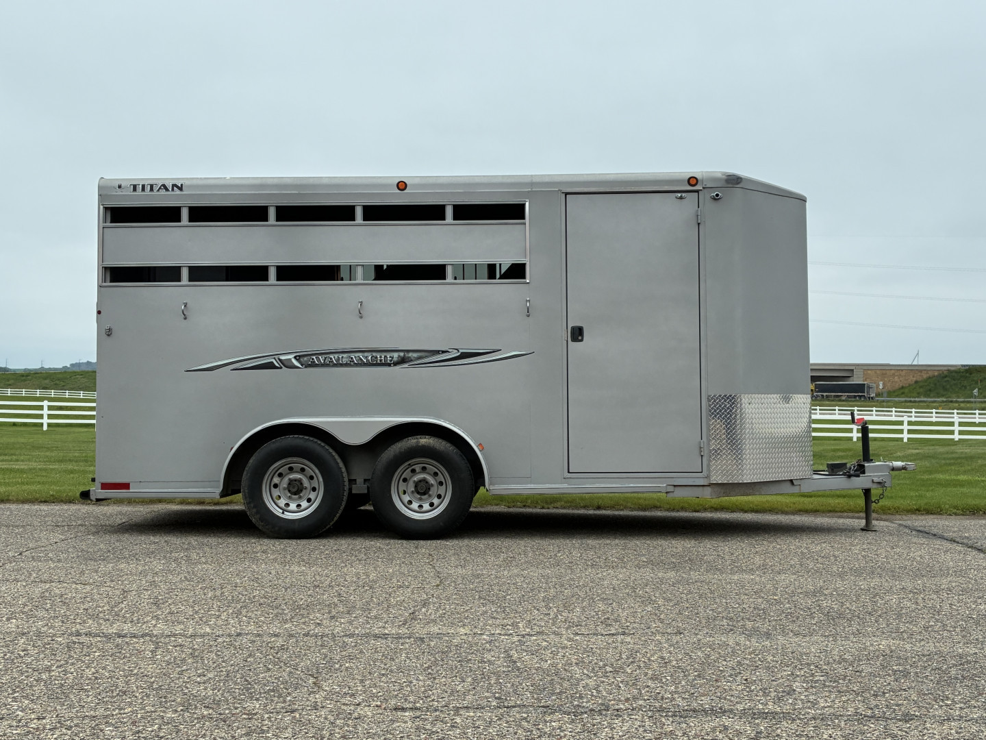 Used 2018 Titan Avalanche 3H BP Horse Trailer