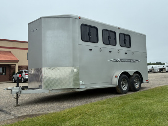 Used 2018 Titan Avalanche 3H BP Horse Trailer