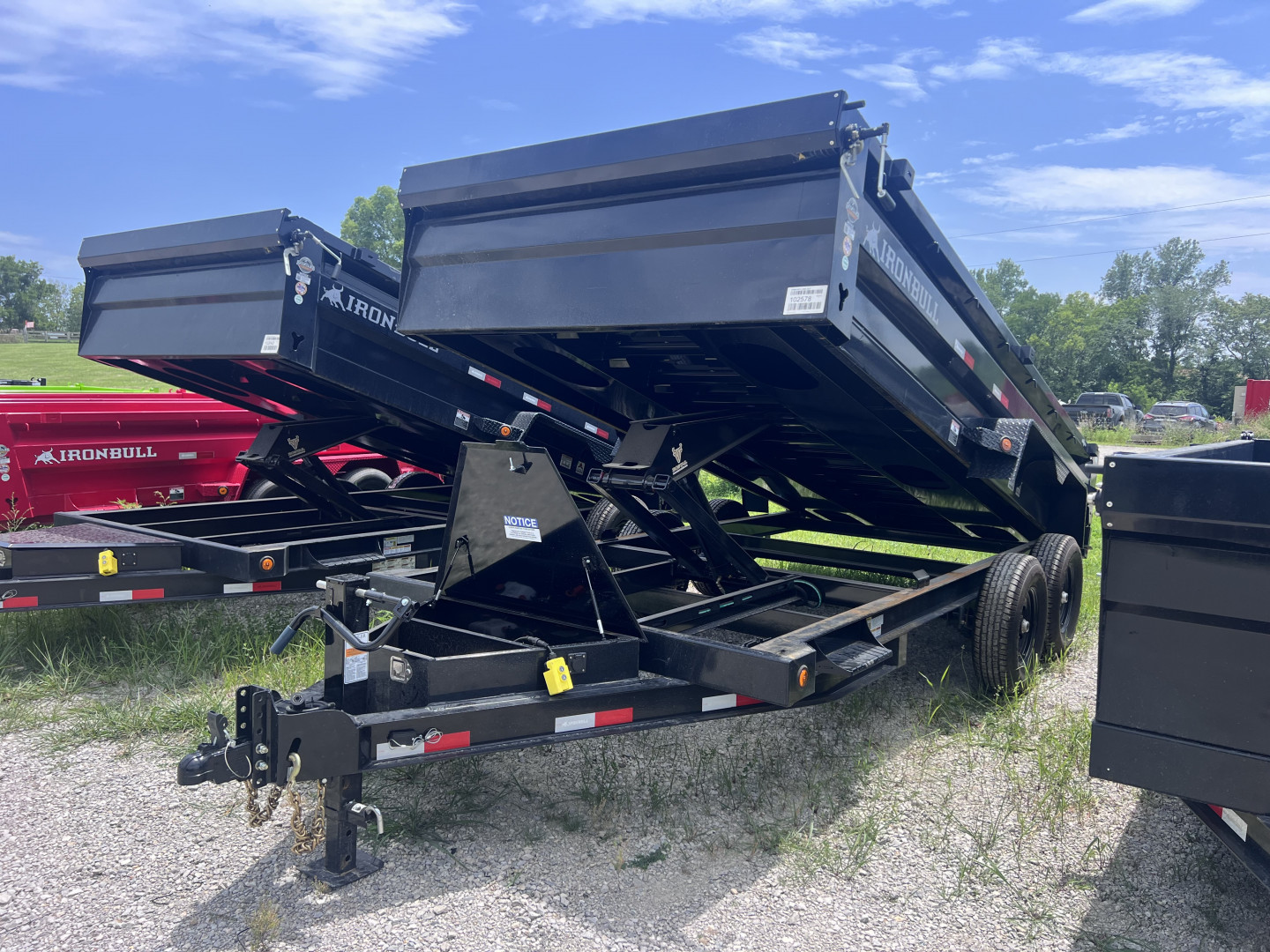 New 2026 IRON BULL 83X16 DUMP TRAILER W/ SCISSOR HOIST AND I-BEAM FRAME