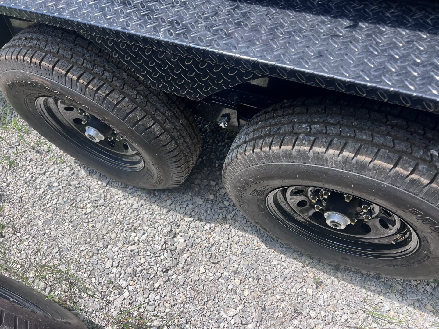 New 2026 IRON BULL 83X16 DUMP TRAILER W/ SCISSOR HOIST AND I-BEAM FRAME