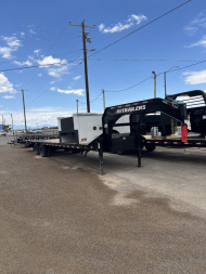 New 2025 PJ TRAILERS 102  x 32' LD Flatbed Trailer