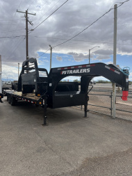 New 2025 PJ LS282 Gooseneck Trailer