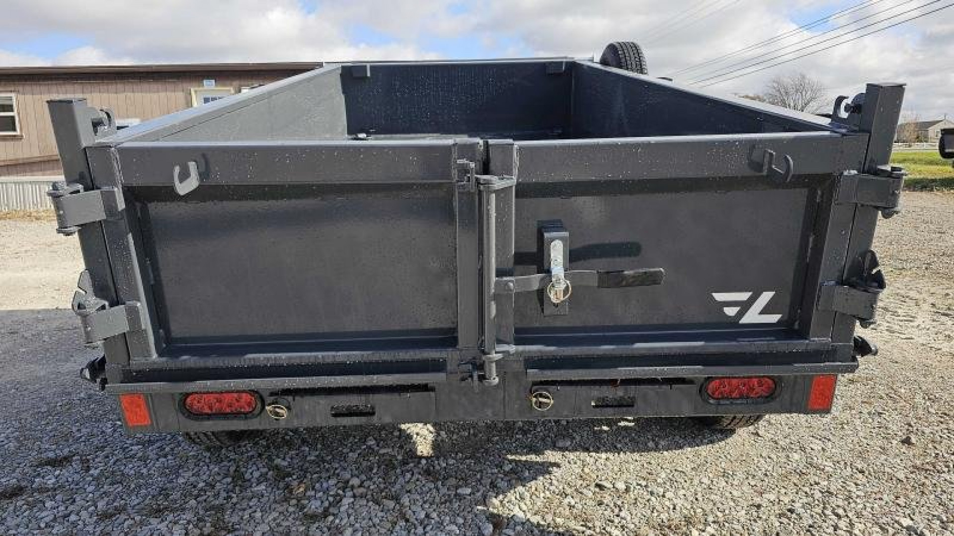 New 2025 LAMAR TRAILERS 60"x10' Dump Trailer