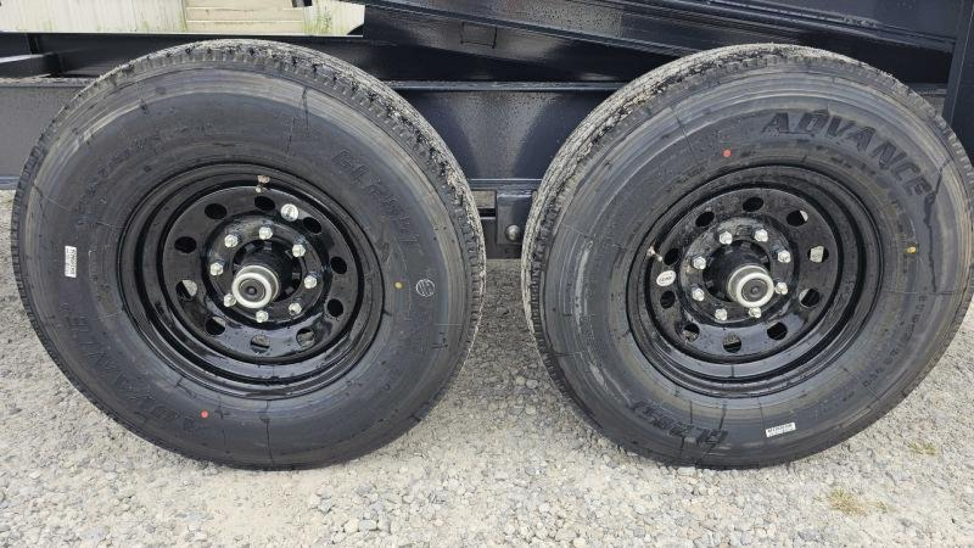 New 2025 LAMAR TRAILERS 83"x14' Dump Trailer, Telescopic Lift