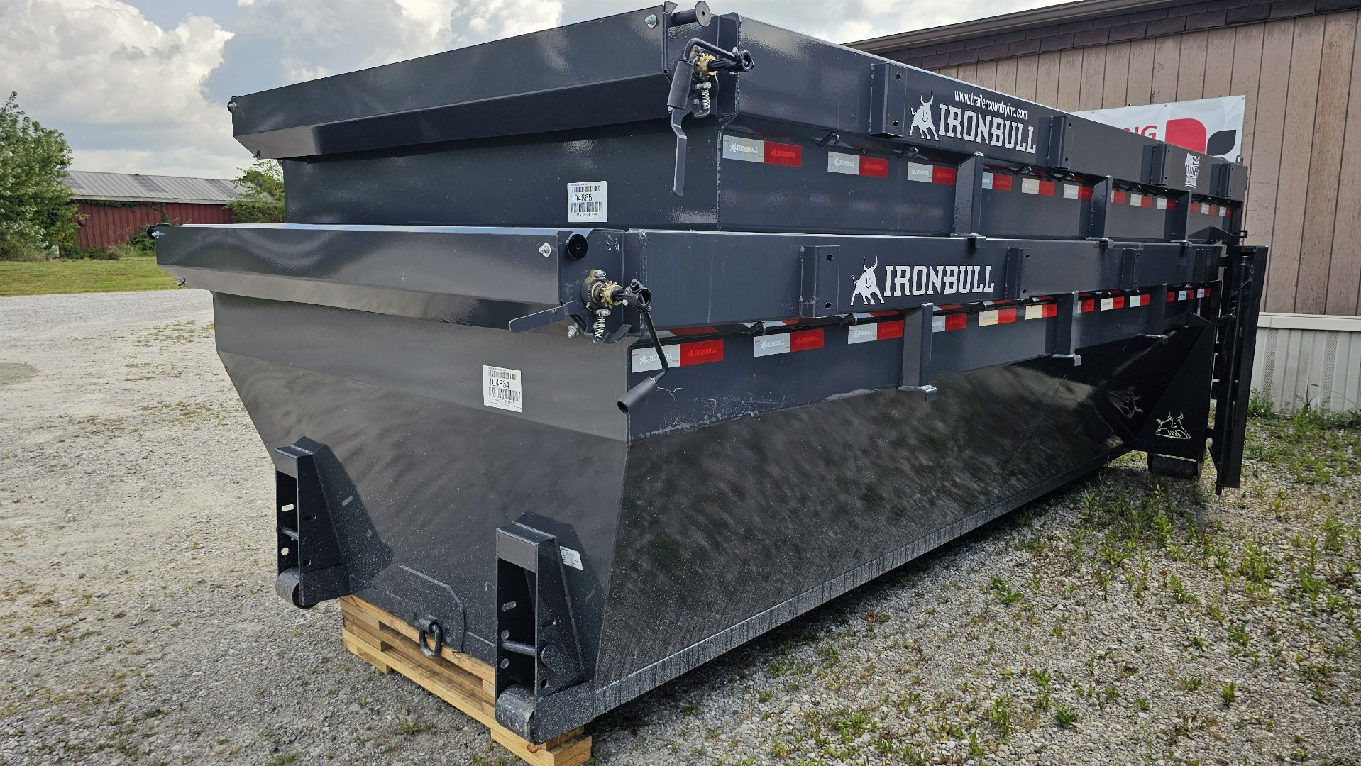 Used USED IRON BULL Roll Off Dump Bin, 16' $4,250 Each, Or Sold as a Pair $8,000
