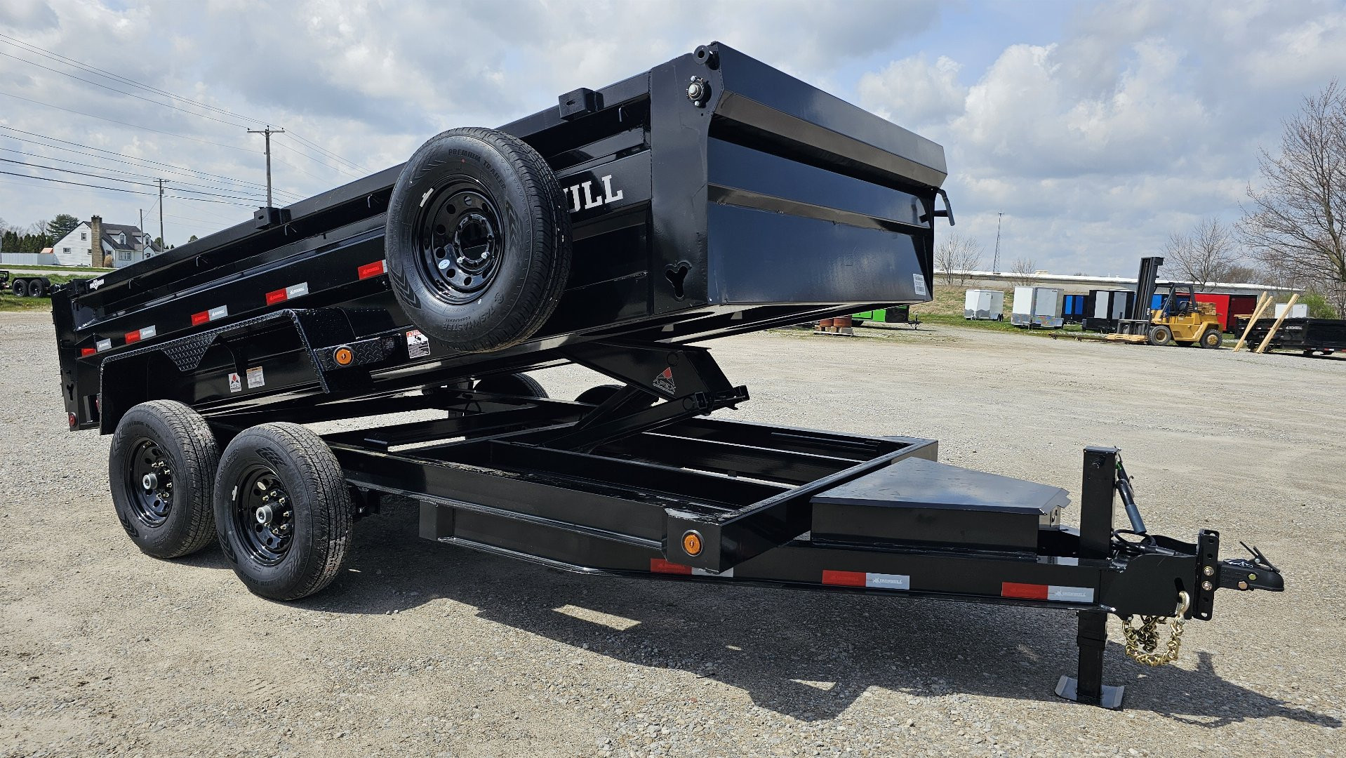 New 2024 IRON BULL 83"x14' Dump Trailer