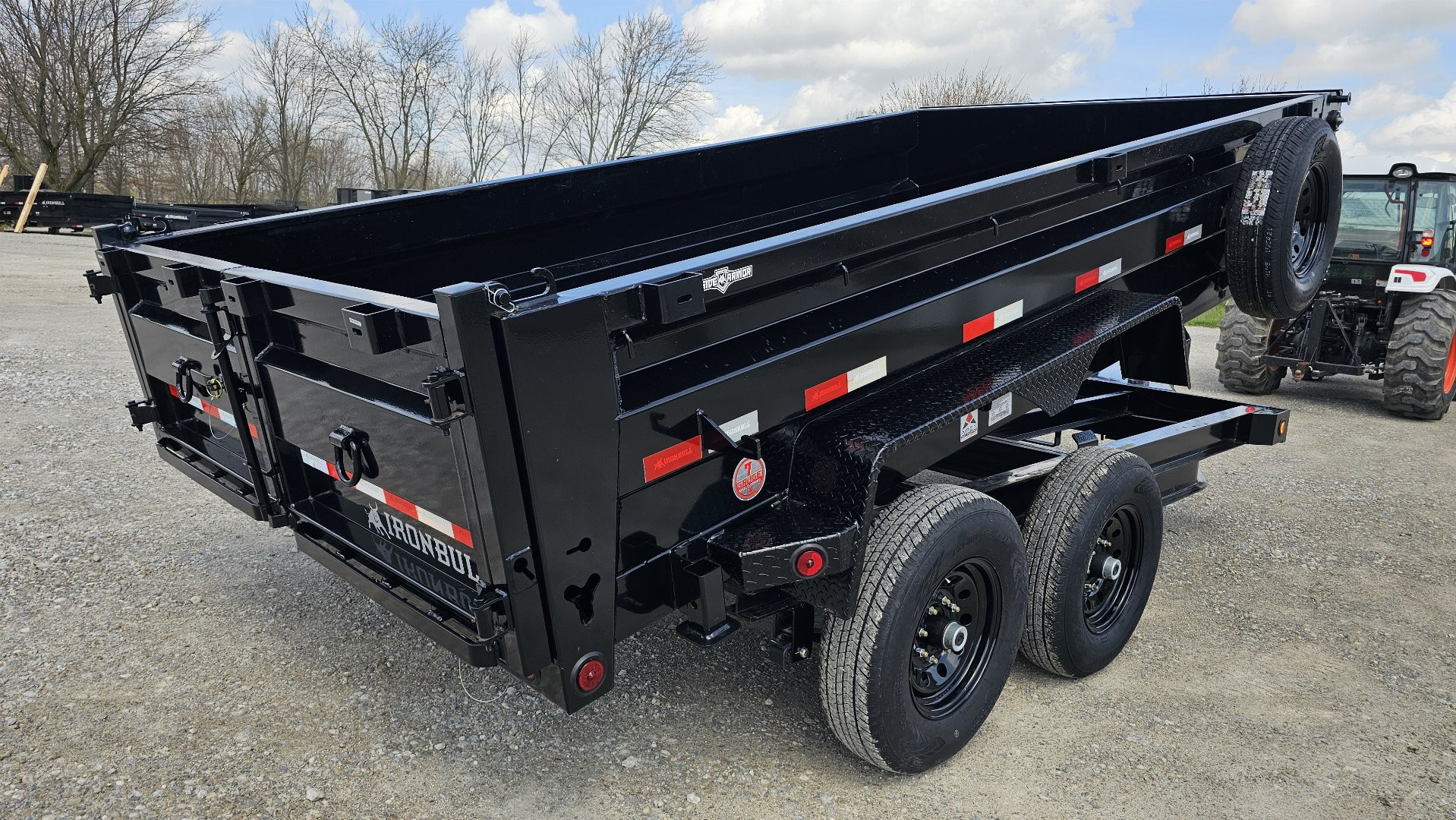 New 2024 IRON BULL 83"x14' Dump Trailer
