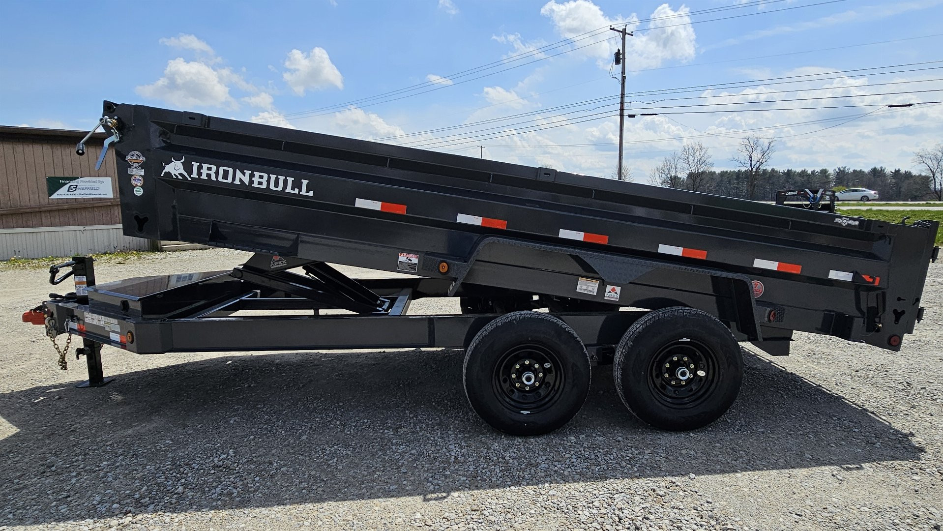 New 2024 IRON BULL 83"x16' Dump Trailer
