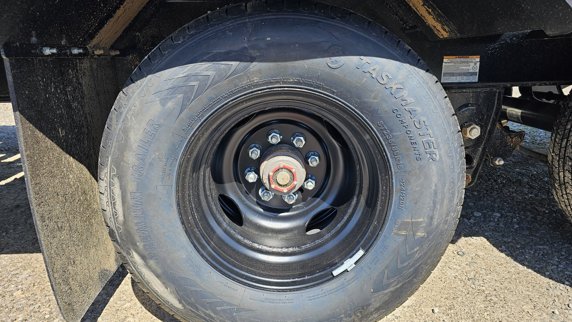 New 2024 IRON BULL TRAILERS 102" x 32' Deckover Trailer