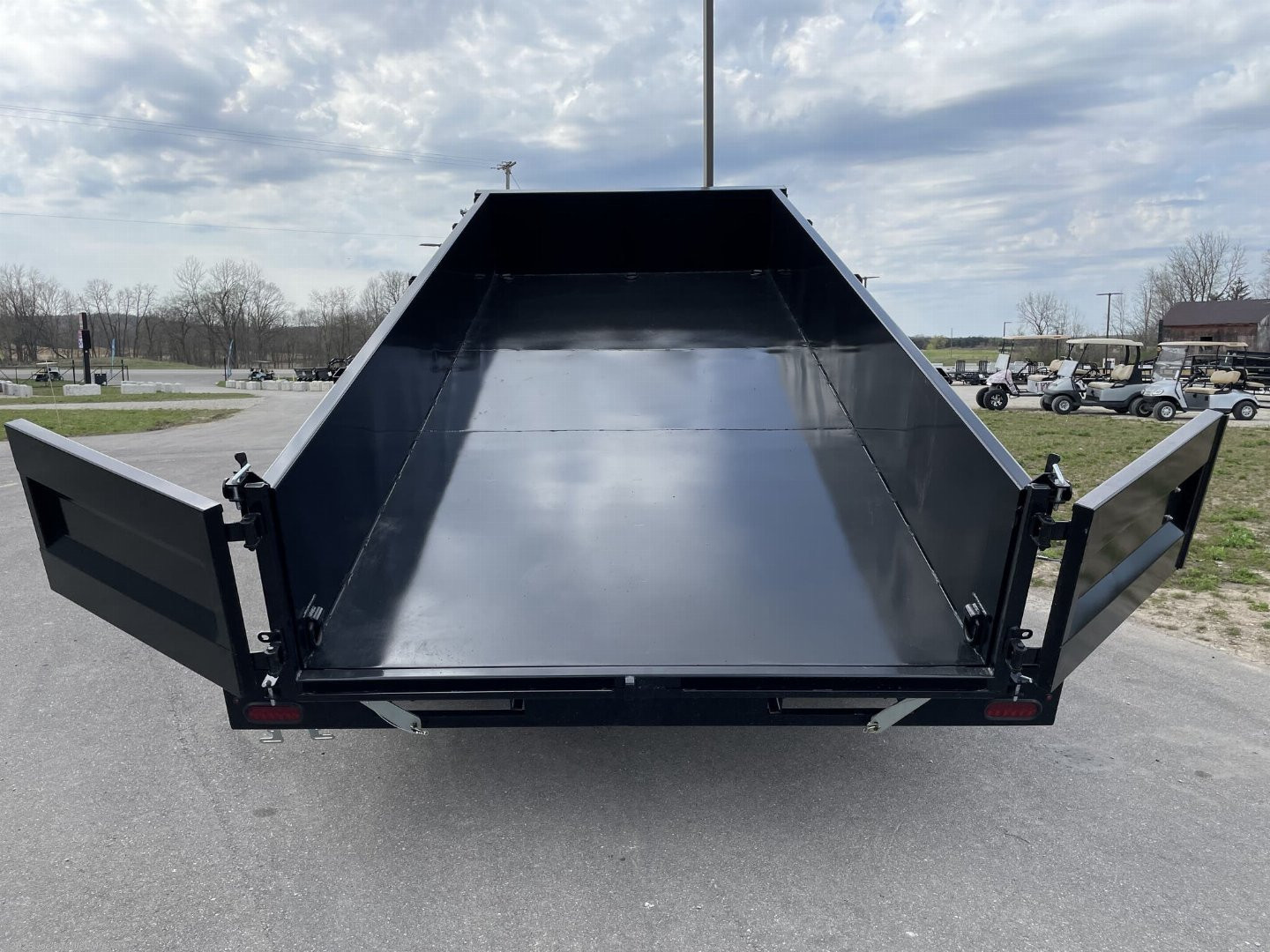 New 2024 Midsota NDTS8216 Dump Trailer