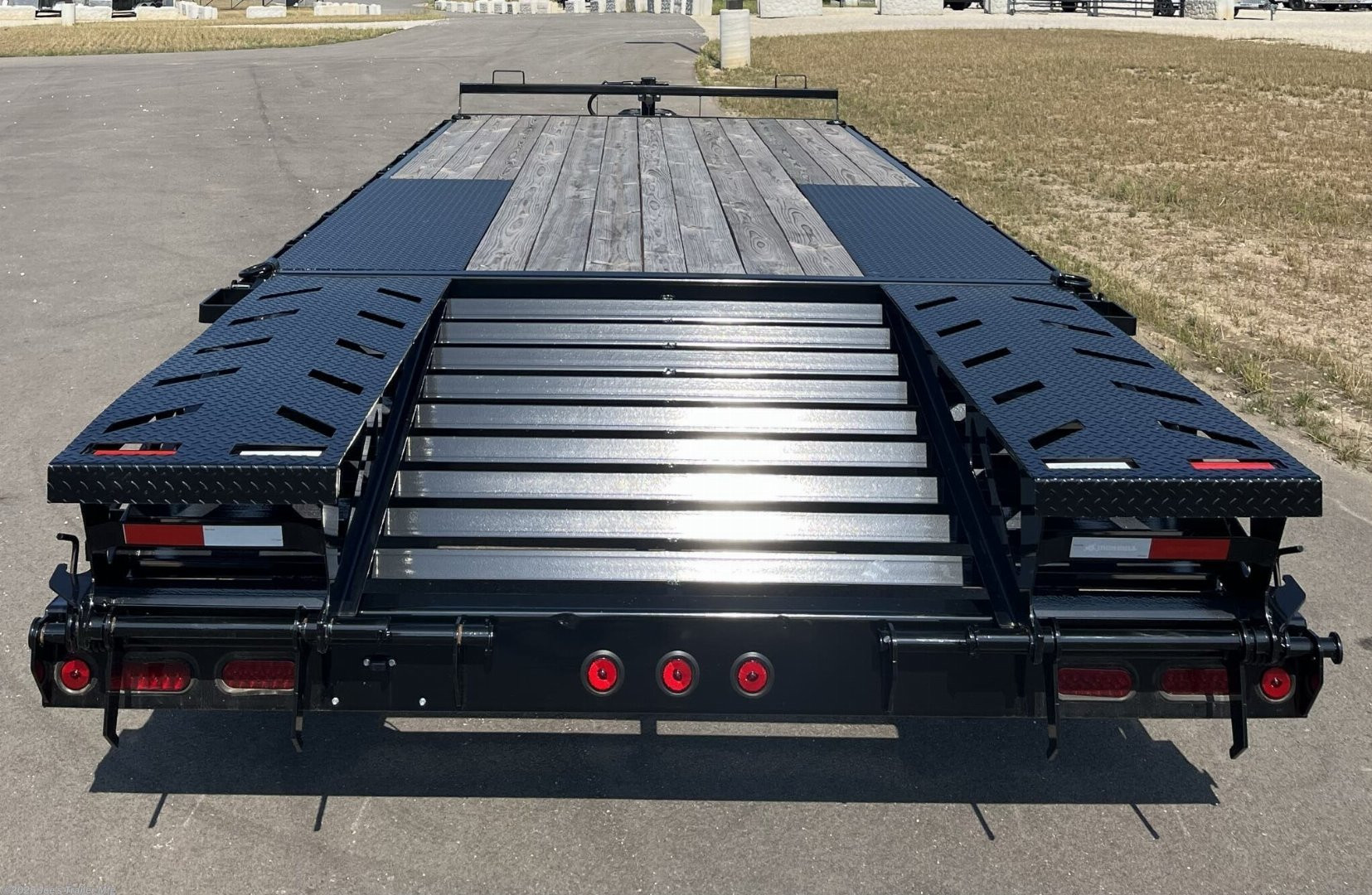 New 2024 Iron Bull FDP0220 Deckover Trailer