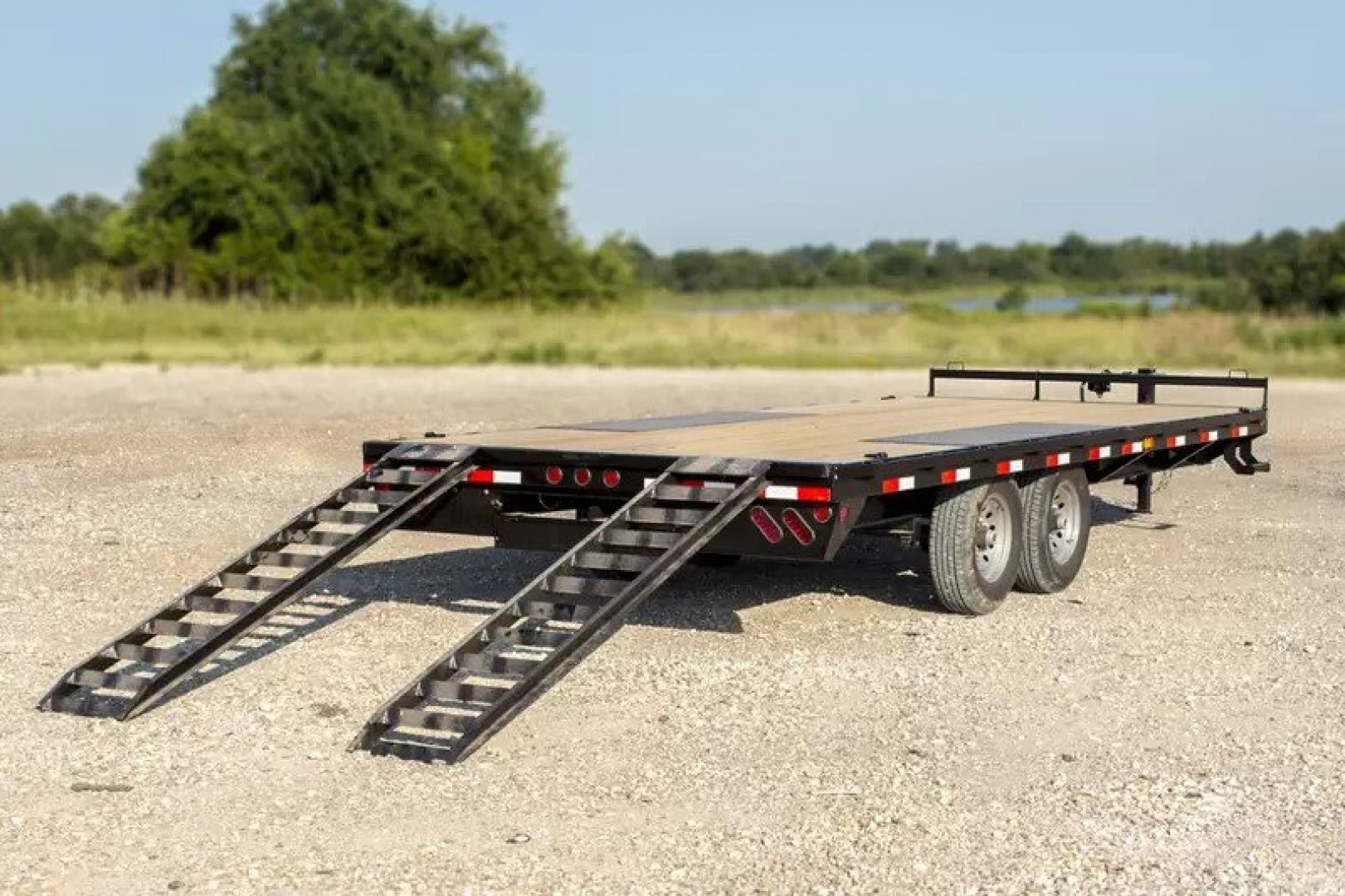 New 2024 Iron Bull 102 X 20 Deckover Trailer