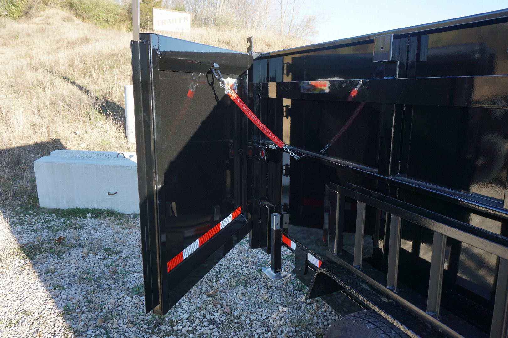 New 2025 Quality Steel and Aluminum 8314D14K Dump Trailer