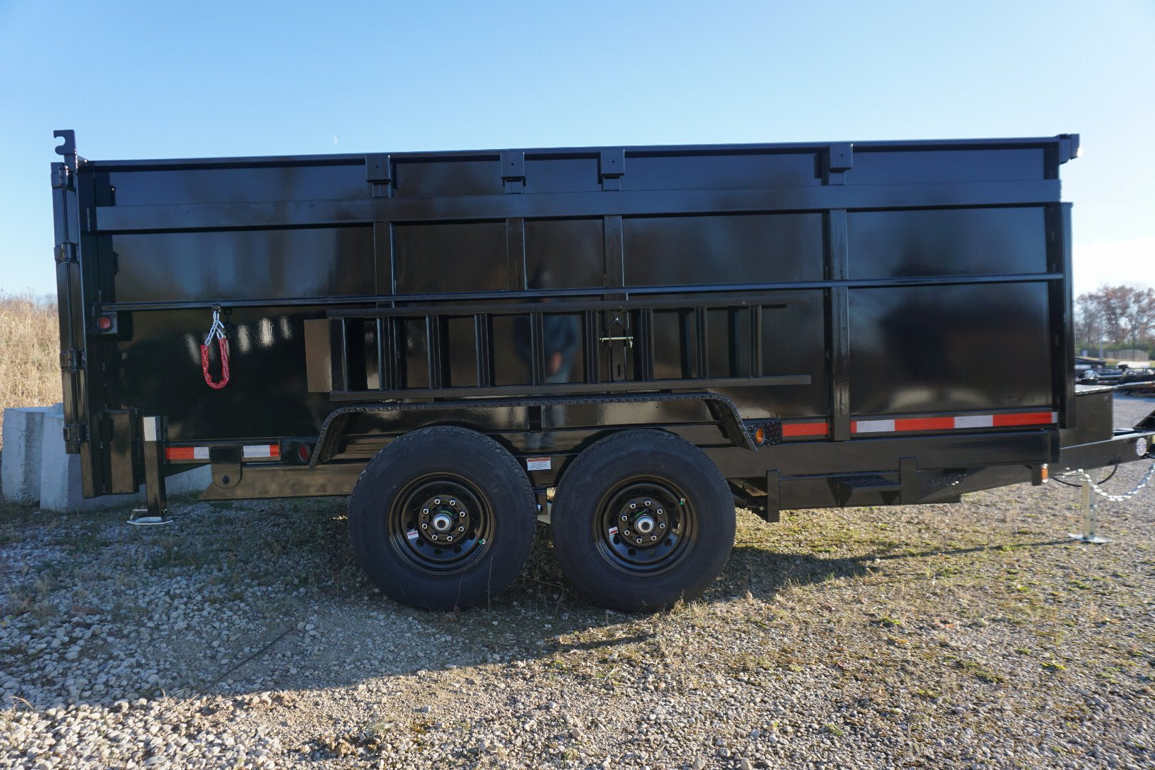 New 2025 Quality Steel and Aluminum 8314D14K Dump Trailer
