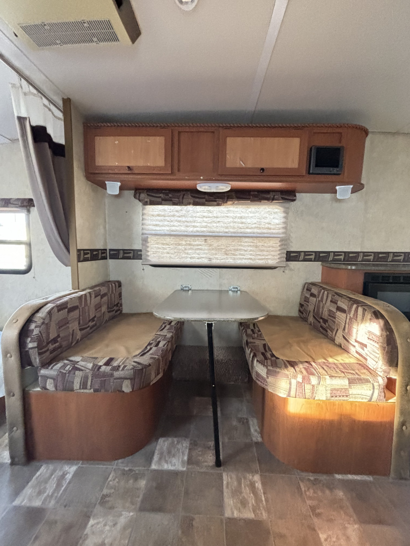 Used 2013 Gulf Stream Coach Visa Travel Trailer