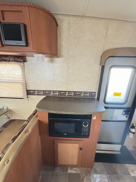 Used 2013 Gulf Stream Coach Visa Travel Trailer