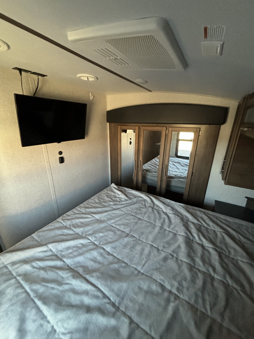 Used 2021 Keystone RV Cougar Fifth Wheel