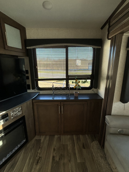 Used 2021 Keystone RV Cougar Fifth Wheel