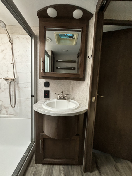 Used 2021 Keystone RV Cougar Fifth Wheel