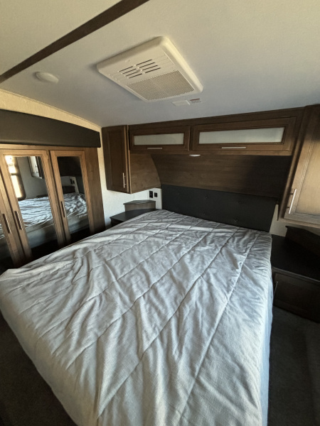 Used 2021 Keystone RV Cougar Fifth Wheel