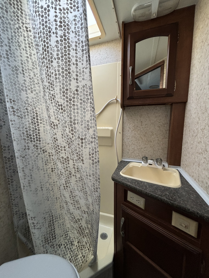 Used 2013 Winnebago Minnie Travel Trailer