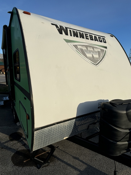 Used 2013 Winnebago Minnie Travel Trailer