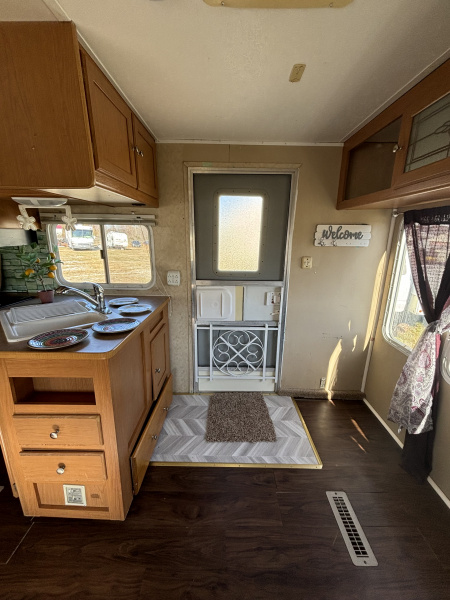 Used 2005 Dutchmen Mfg Four Winds Express Travel Trailer