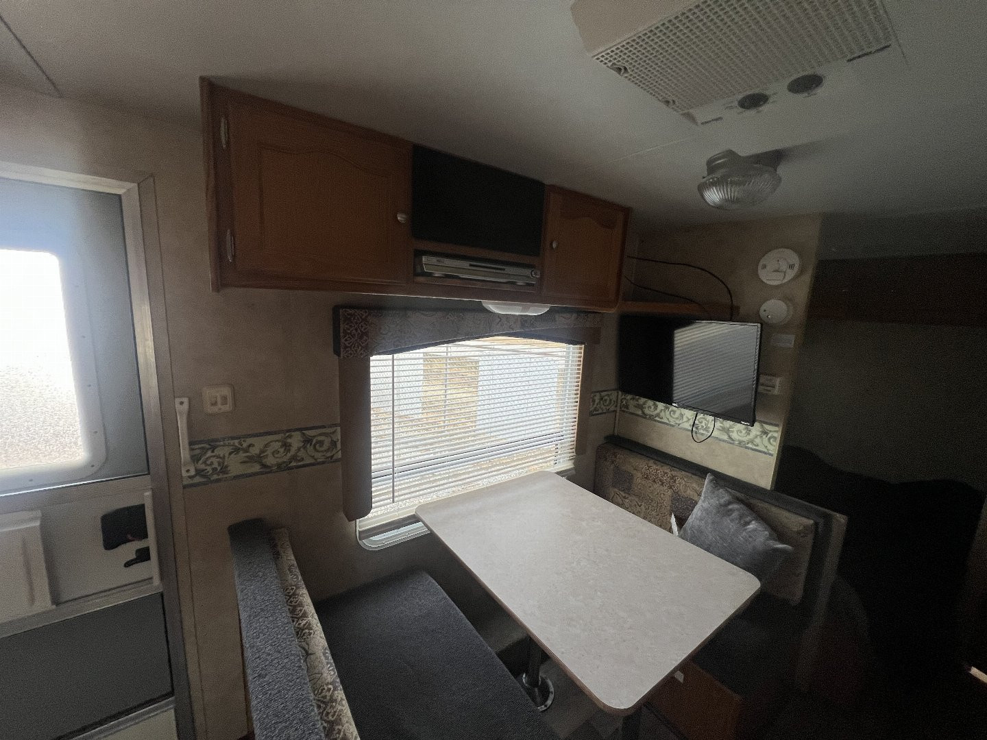 Used 2008 Coachmen Freedom Spirit Travel Trailer
