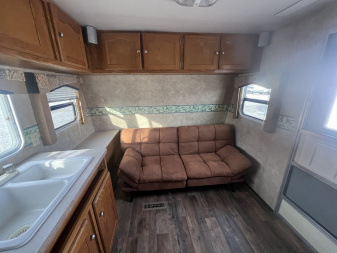 Used 2008 Coachmen Freedom Spirit Travel Trailer