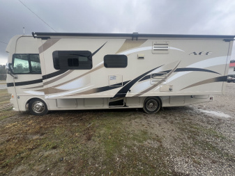 Used 2015 Thor Motor Coach Ace Travel Trailer
