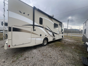Used 2015 Thor Motor Coach Ace Travel Trailer